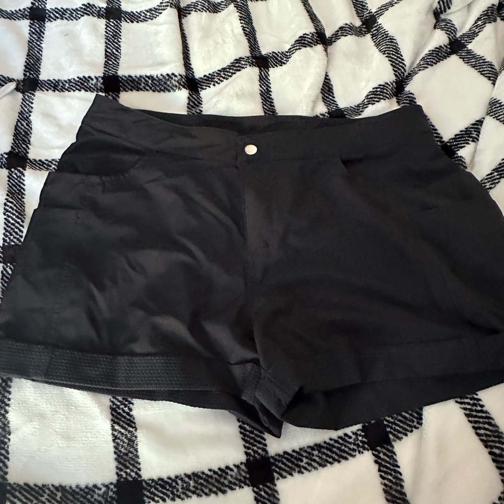 Black zyia trail shorts